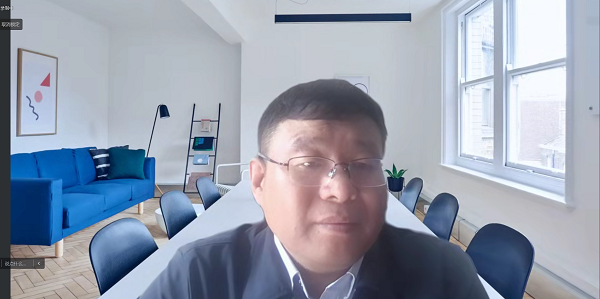 刘俊国教授作学术报告.png